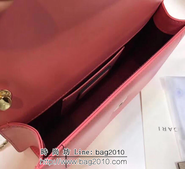 BVLGARI寶格麗 專櫃新款 蛇頭扣環 單層蛇頭包 鏈條單肩斜挎包 B39174 FYD1328